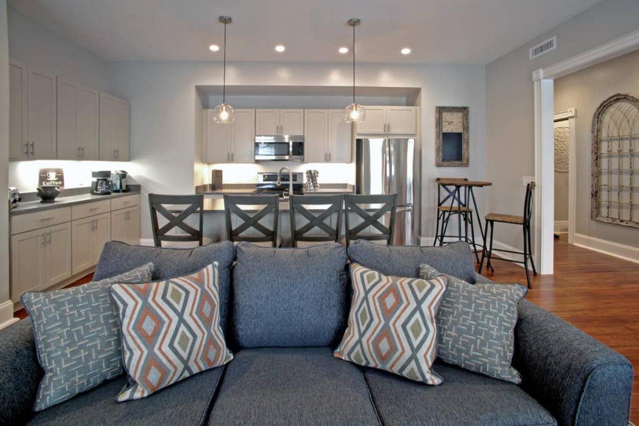 Vila Newly Renovated 4 Bed 3 Bath And 2 Parking Spots Savannah Exteriér fotografie