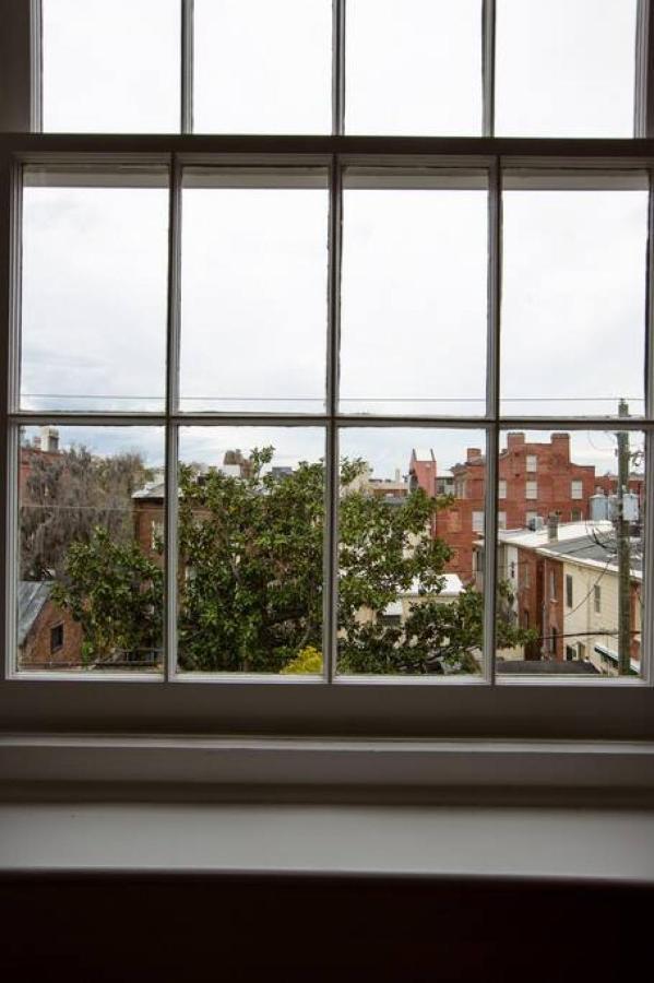 Vila Newly Renovated 4 Bed 3 Bath And 2 Parking Spots Savannah Exteriér fotografie